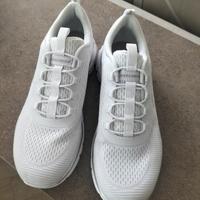 scarpe ginnastica sketches 