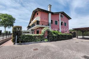 Elegante Appartamento Trilocale in Centro a Jesolo