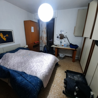 Stanza spaziosa e comoda