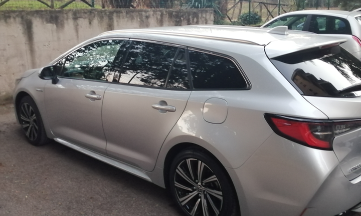 Corolla Touring Sport 2.0 Louge