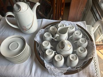 Servizio caffe’vintage porcellana