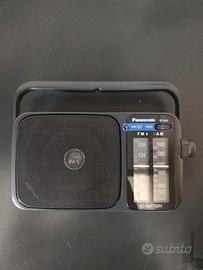 Radio Panasonic RF-2400 AM/FM