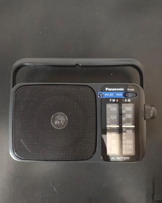 Radio Panasonic RF-2400 AM/FM