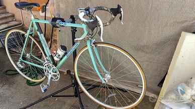 Due Bici  da corsa Bianchi e Castagnone