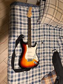 Chitarra Elttrica Aria STG praticamente nuova
