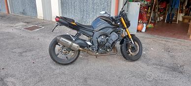 moto yamaha fz8 del 2010