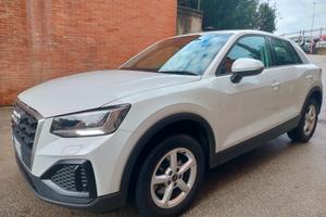 Audi Q2 35 TDI S tronic Business