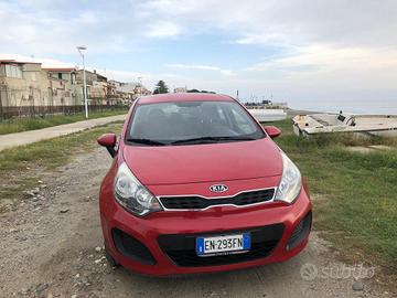 Kia rio 2012