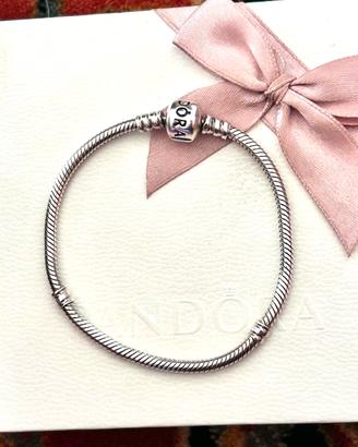 Bracciale pandora nuovo moments in maglia snake