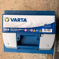 Batteria auto Varta