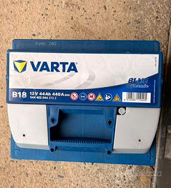 Batteria auto Varta