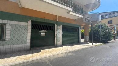 MAGAZZINO A CORIGLIANO-ROSSANO