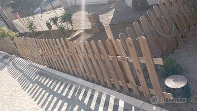 staccionata in legno 