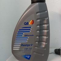 4 litri di olio motore 5 W 30 Q8 Formula PrestigeV