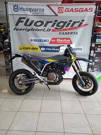 Husqvarna 701 Supermoto