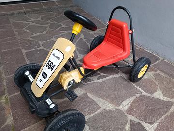 Macchinina go-kart a pedali