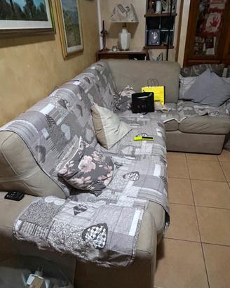 Divano angolare con contenitore