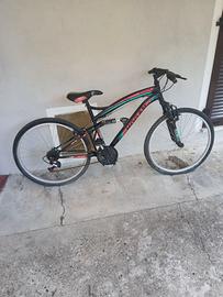 Mountain Bike 26" HOGAN - NUOVA MAI USATA