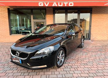 Volvo V40 D2