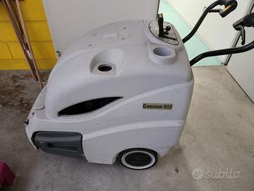 Spazzatrice a scoppio