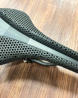 Fizik Versus Evo Adaptive 3D Carbon