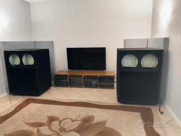 JBL 4520