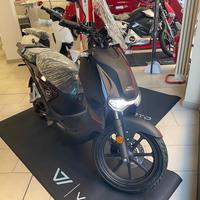 SUPER SOCO CPX Red 4kw + 140km di autonomia e 90