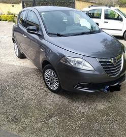 Lancia ypsilon 1.2 69cv Gold