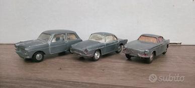 Lotto 3 auto SPOT ON  AUSTIN A40 + 2 CORGI TOYS