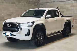 Toyota Hilux extra cab longe 2.4 