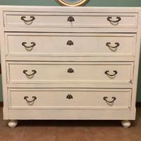 cassettiera legno e marmo