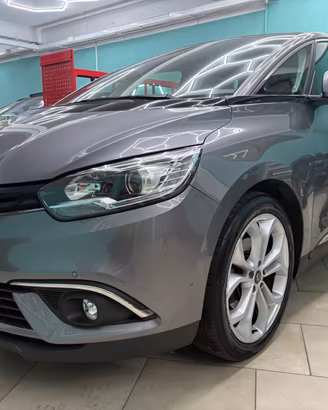 Renault Grand Scenic Blue dCi 120 CV DA VETRINA