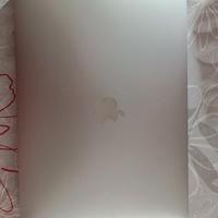 MacBook Pro (2019,. Intel)