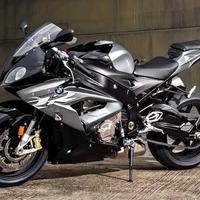 BMW S1000rr pista - leggere testo
