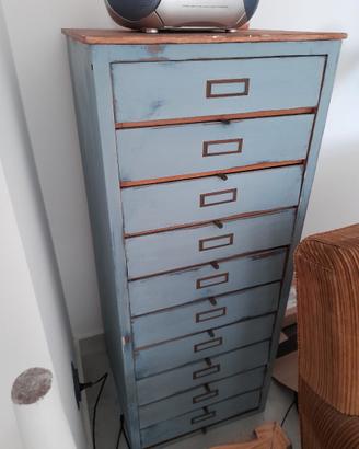 Cassettiera multicassetti