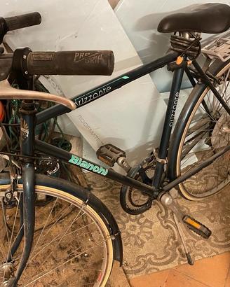 Bicicletta vintage bianchi orizzonte