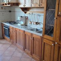 Cucina in legno rovere 