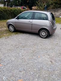 Lancia Ypsilon 1.242