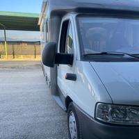Camper Semintegrale Arca P694 Glm con GARAGE