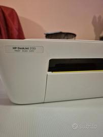 Stampante HP DeskJet 2130 multifunzione