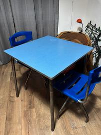 Tavolo quadrato in formica vintage anni 70