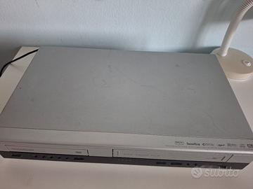 Thomson DTH6300E Combo DVD/VHS.


Lettore e regist