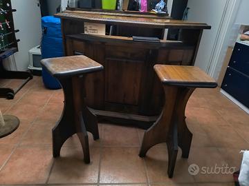 Mobile taverna e Bar con sgabelli 