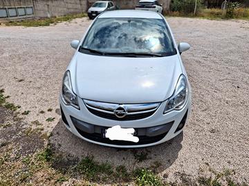 opel corsa 1.2 benzina/gpl
