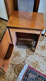 Mobile macchina da cucire Necchi mod 76