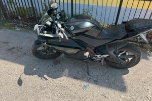 Yamaha yzf r 125