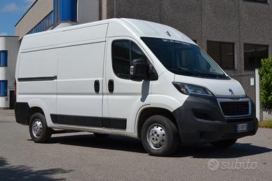 Peugeot Boxer 2.2 BlueHDi 140cv L2H2