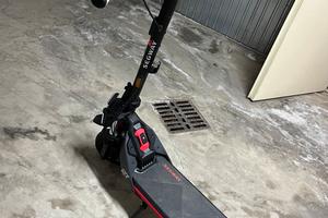 Monopattino segway 2025