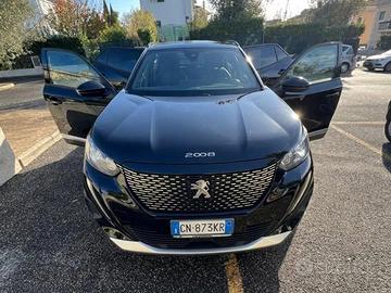 Peugeot 2008 anno 2023