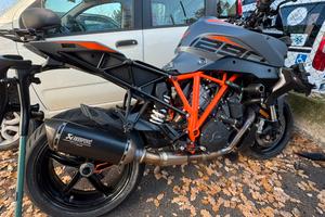 KTM 1290 SUPER DUKE GT 2023